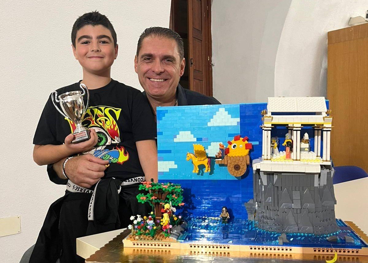 Concorso creator LEGO della città di Quartu, Lorenzo Ibba si laurea campione con 'Pollon e gli Dei dell'Olimpo''