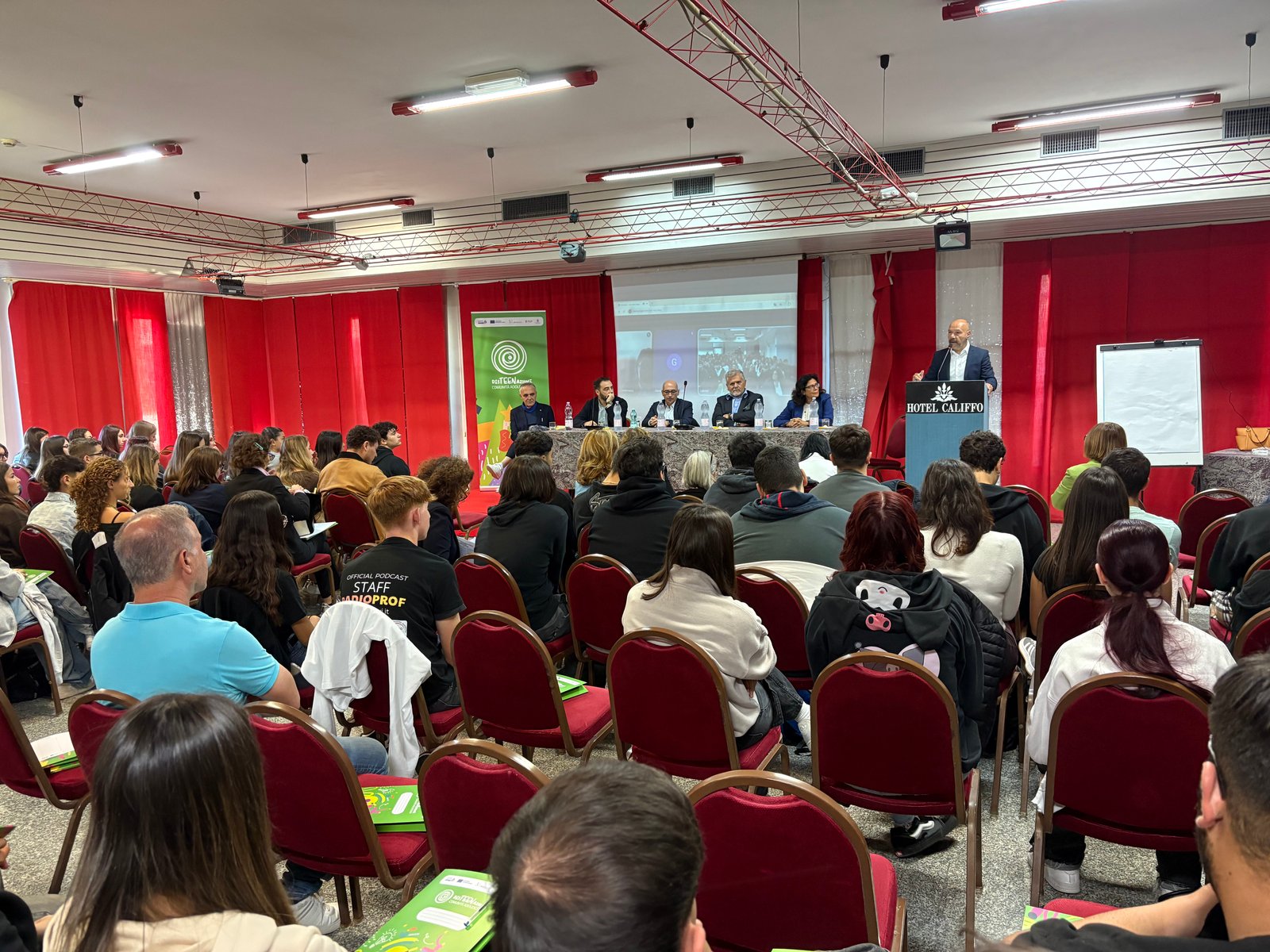 Prende avvio il progetto DesTEENazione, tanti giovani in campo per fare rete e costruire insieme il proprio futuro