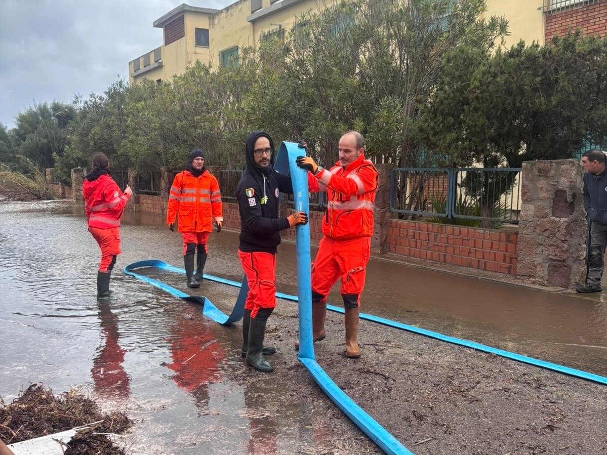 Centro Operativo Comunale attivo tutta la notte, si invita la cittadinanza alla massima prudenza anche nella giornata di oggi