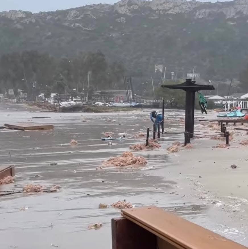 Chioschetti in ginocchio dopo la tempesta a Cagliari: “Subito ristori per bar e stabilimenti”