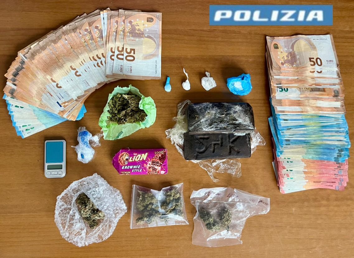 Droga e soldi, 3 in manette tra Cagliari e Quartucciu: la casa di un pusher protetta da 15 telecamere