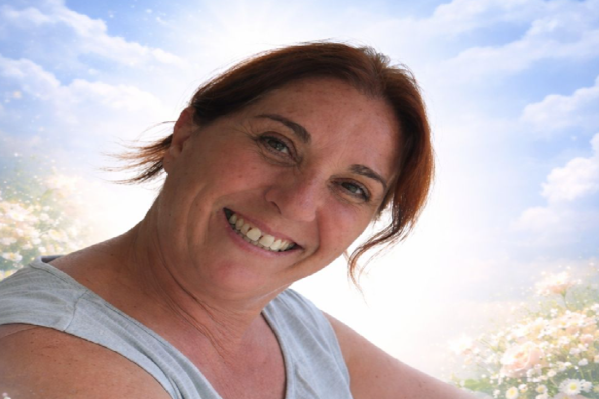 Decimoputzu, il sorriso di Carla Sabiucciu stroncato da un tumore: “Ora riabbraccia tuo papà”