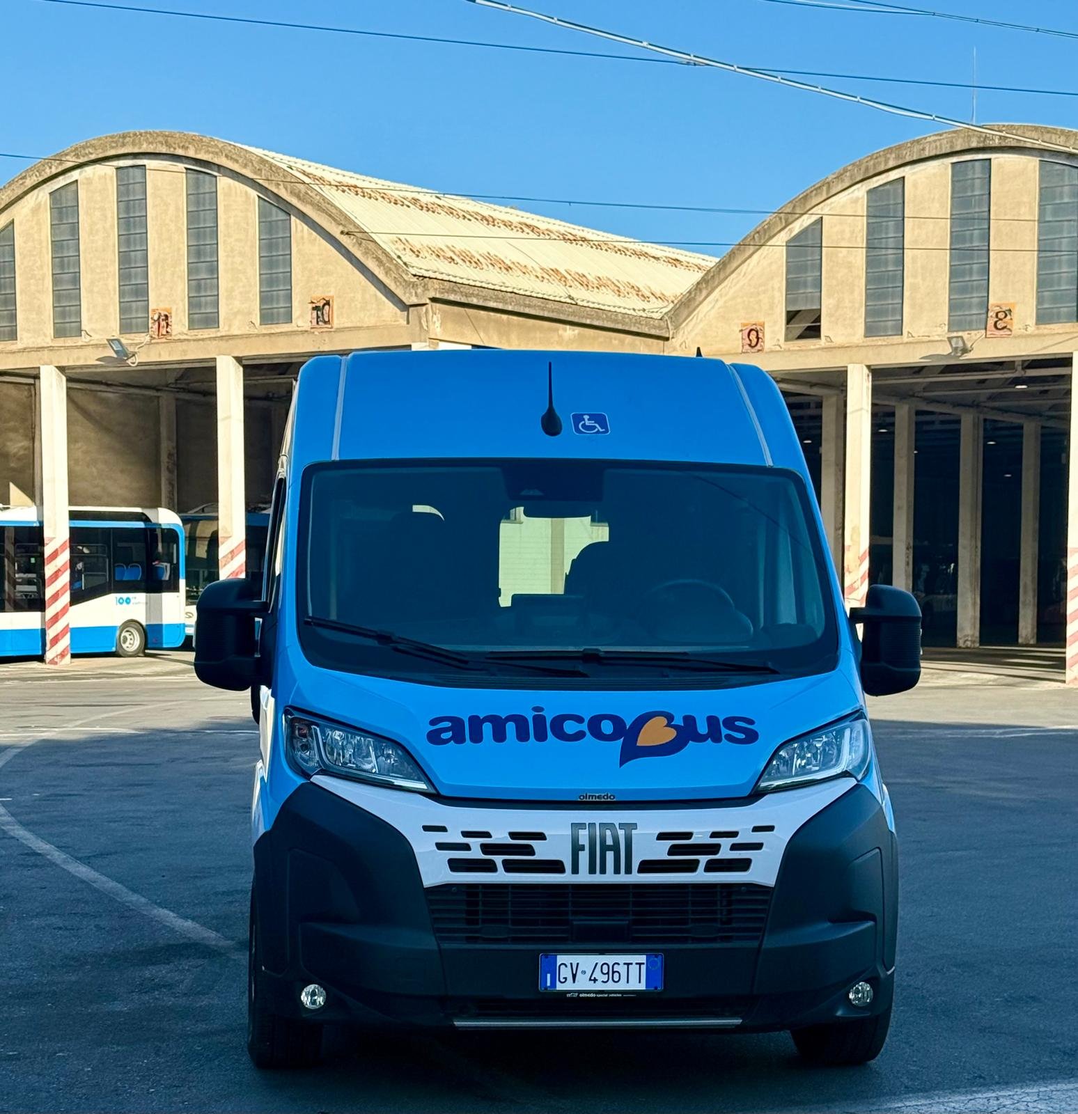 Cagliari, Amicobus Ctm accompagna le persone con disabilità al Teatro Massimo