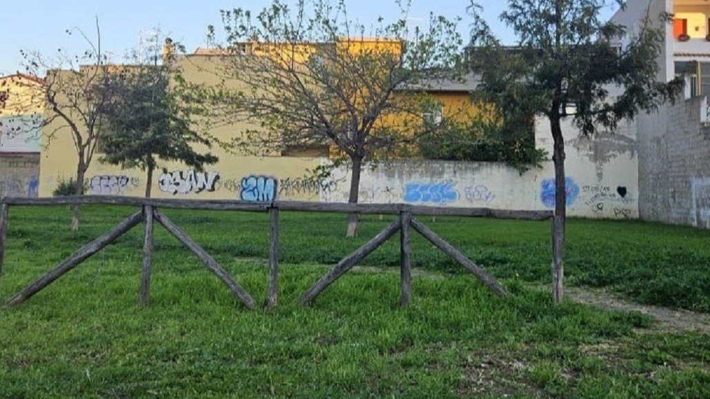 Quartu Sant’Elena, FdI attacca: “Via Fieramosca dimenticata, parco nel degrado”