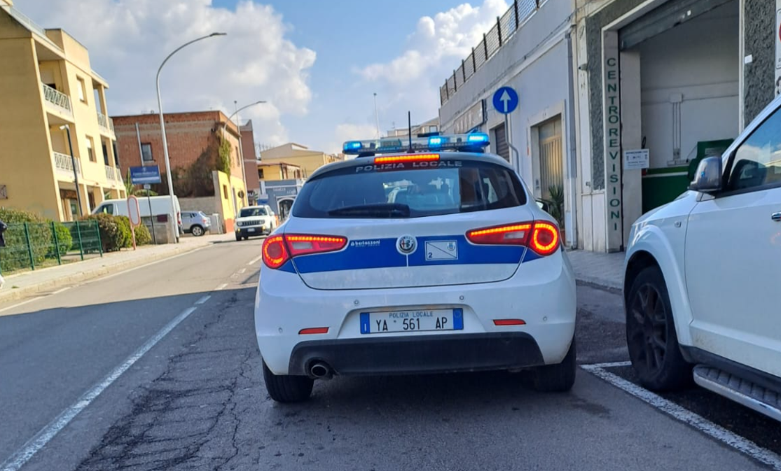 Quartucciu, 80enne sviene in mezzo a via delle Serre: salvata da 3 agenti “angeli”