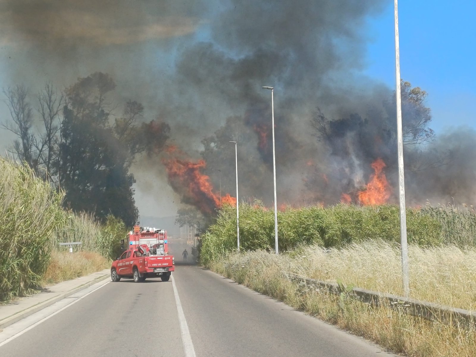 Due incendi nella periferia di Quartu, attivato immediatamente il Centro Operativo Comunale