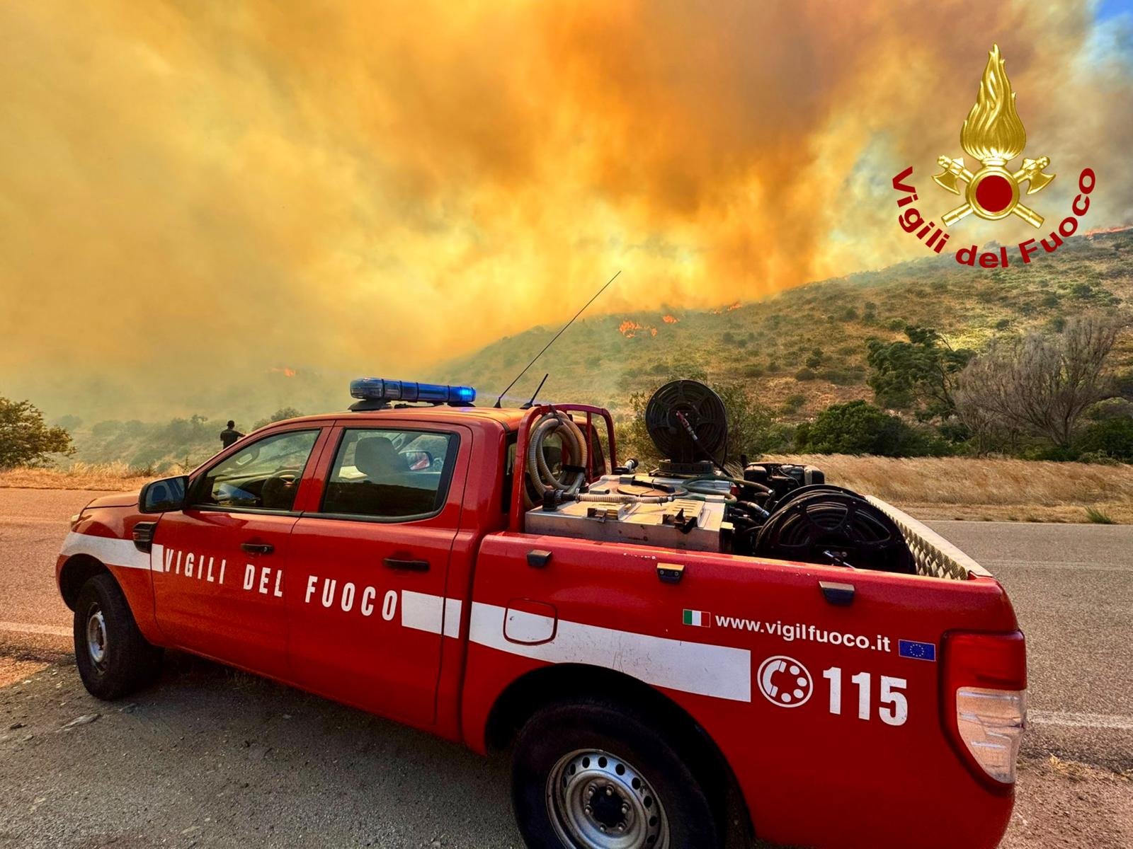 Dramma a Quartu, residente di Niu Crobu morto mentre tenta di fermare un incendio