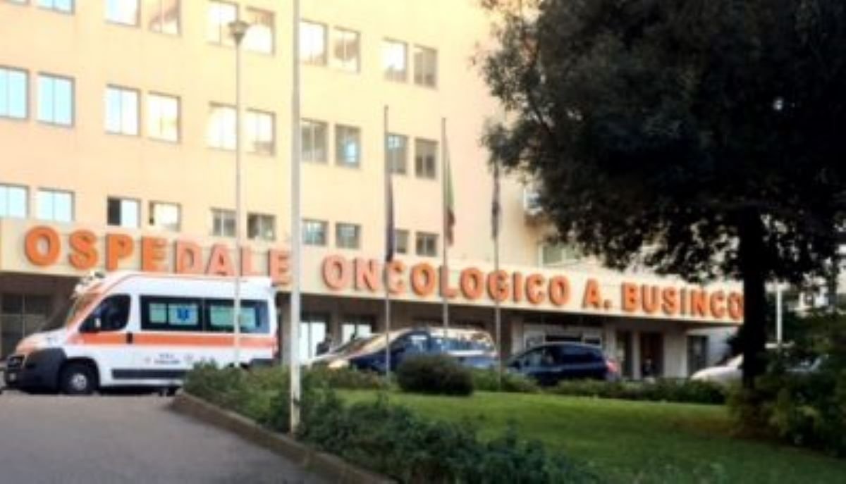 Caldo d’inferno al Businco: guasto all’impianto di climatizzazione e l’ospedale diventa un forno
