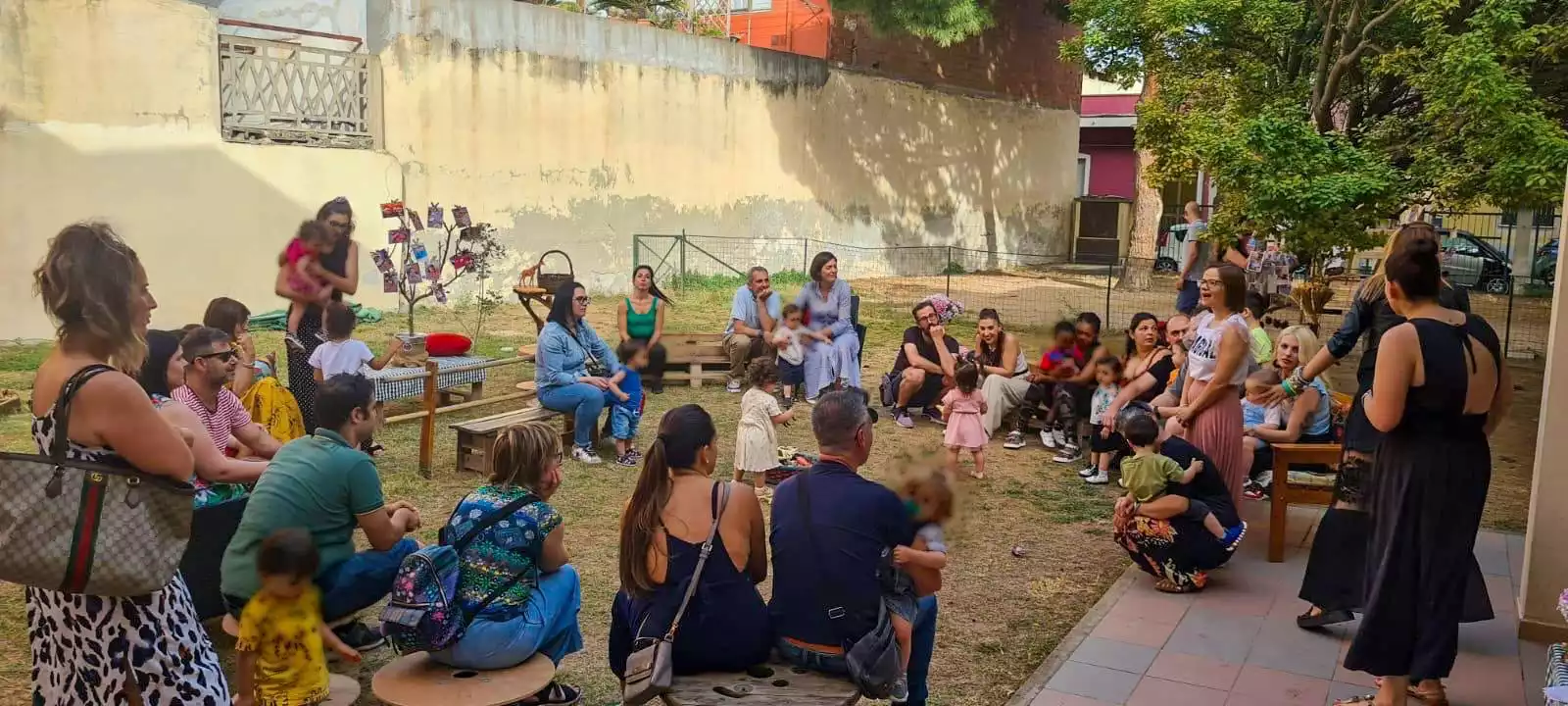All'asilo comunale una festa con i genitori per salutare la fine dell'anno e valutare l'iscrizione a Spazio Gioco
