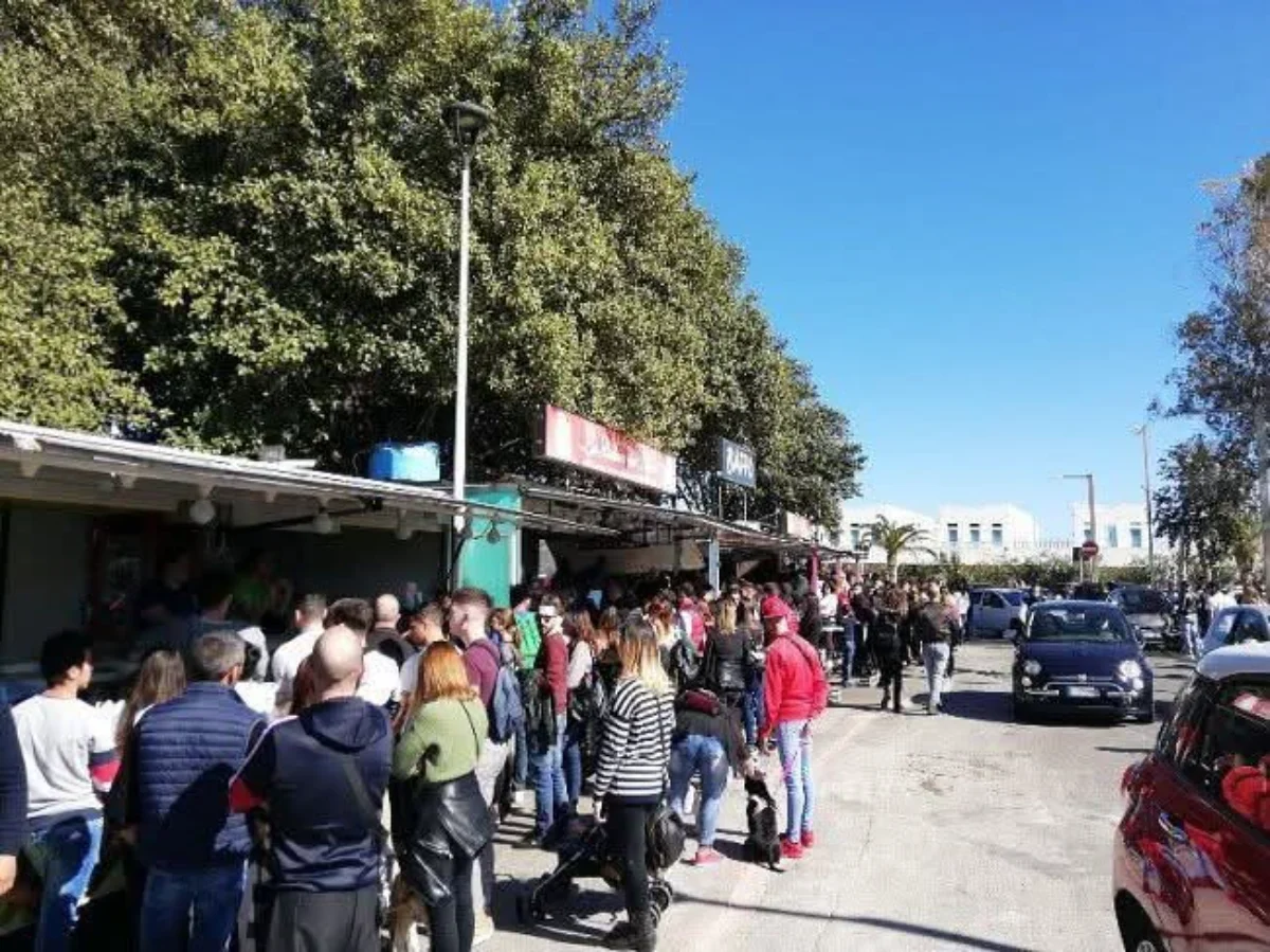 Rivoluzione per i Caddozzoni del Poetto: i tipici chioschi cagliaritani verranno trasferiti. Ecco dove