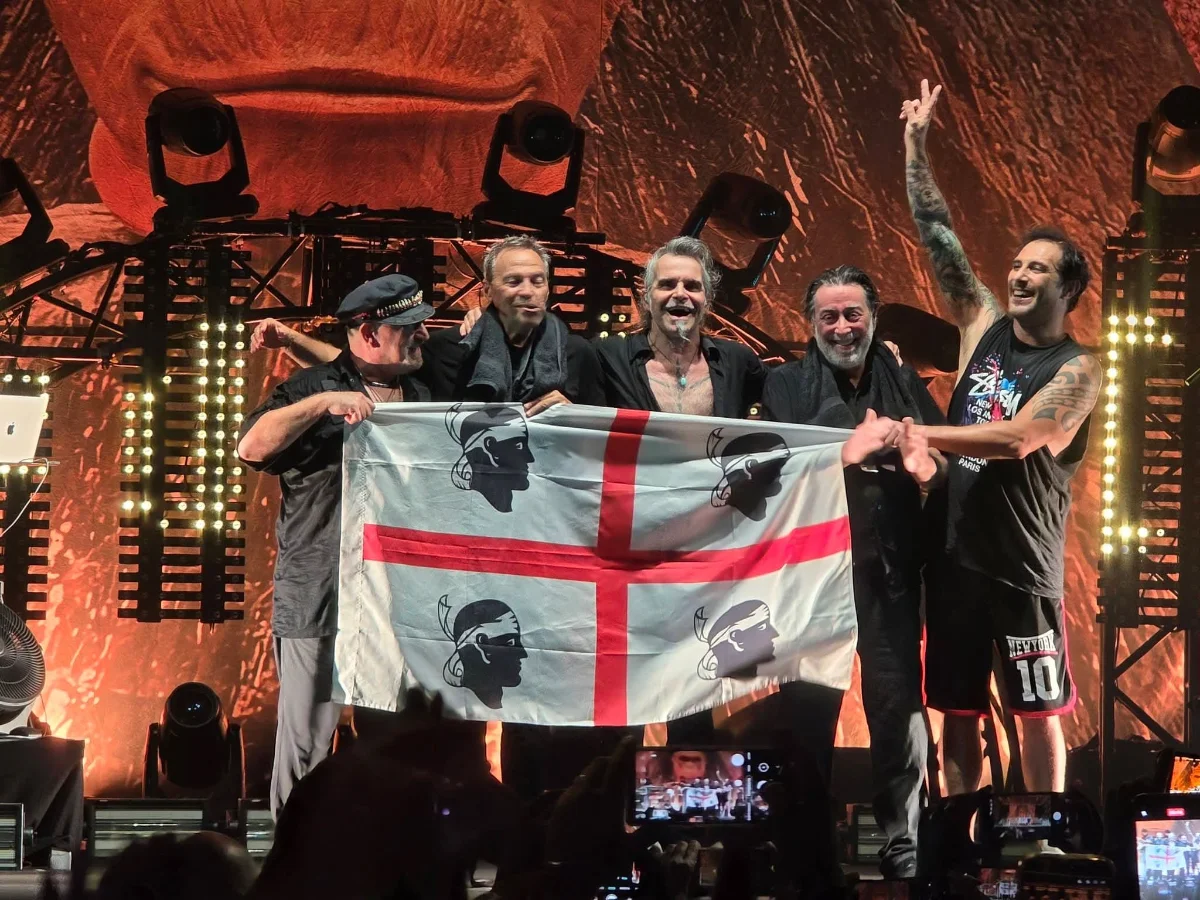 I Litfiba infiammano Olbia: una serata di rock che conquista migliaia di spettatori