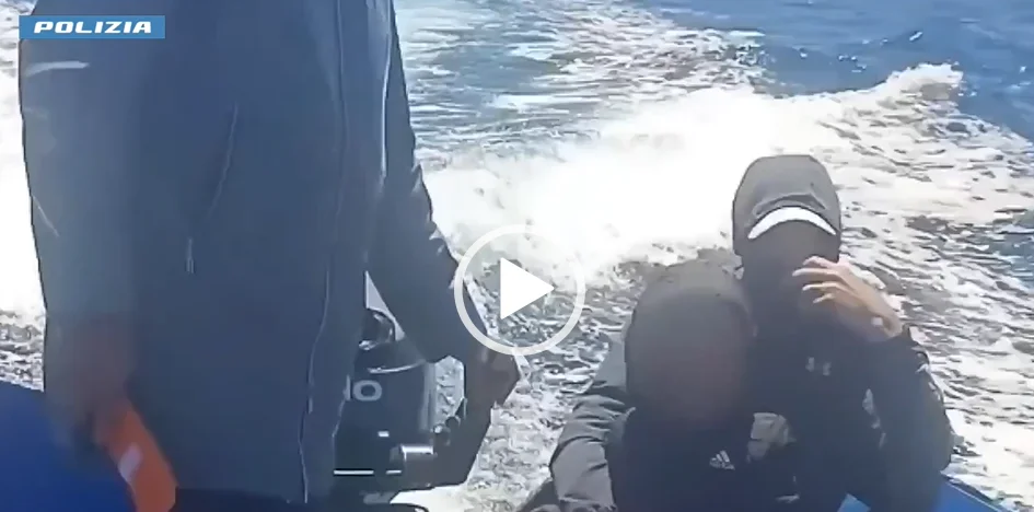 Colpo al traffico di esseri umani: smantellata in Sardegna un’organizzazione, 8 fermi tra Cagliari e la Francia