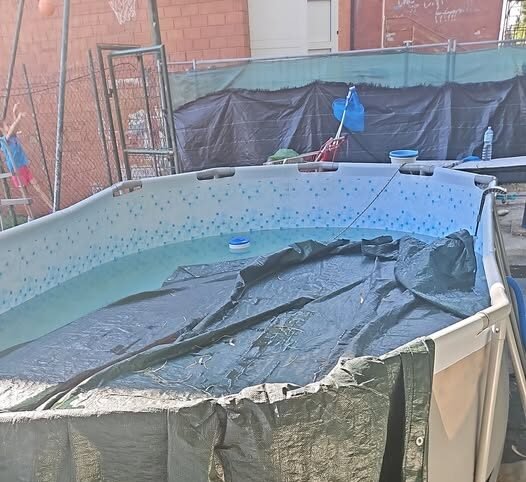 Piscina vandalizzata a Settimo San Pietro: ignoti rubano pompe e tubature