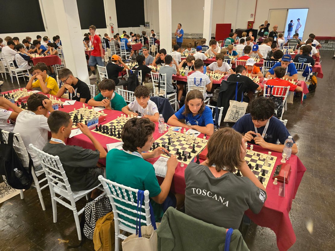 Cagliari capitale degli scacchi giovanili: 921 atleti in gara per i titoli italiani Under 18