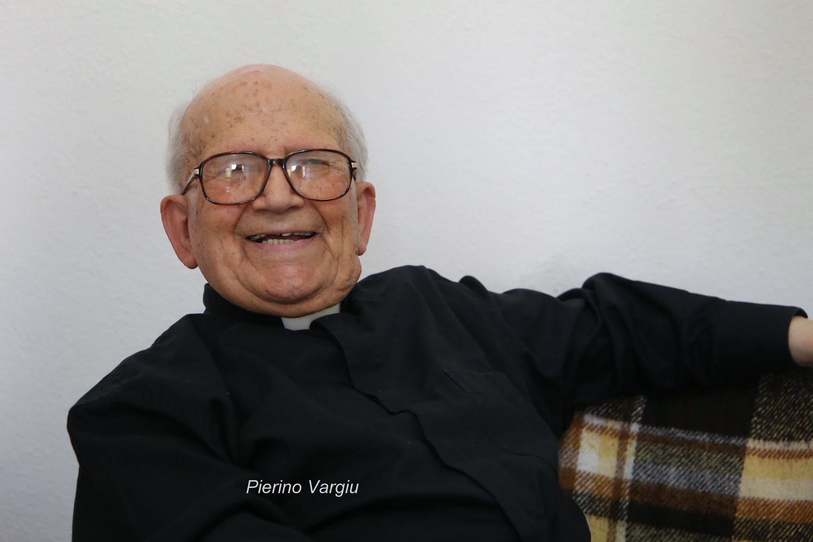 Pau festeggia Don Modestino Floris: oggi compie 103 anni