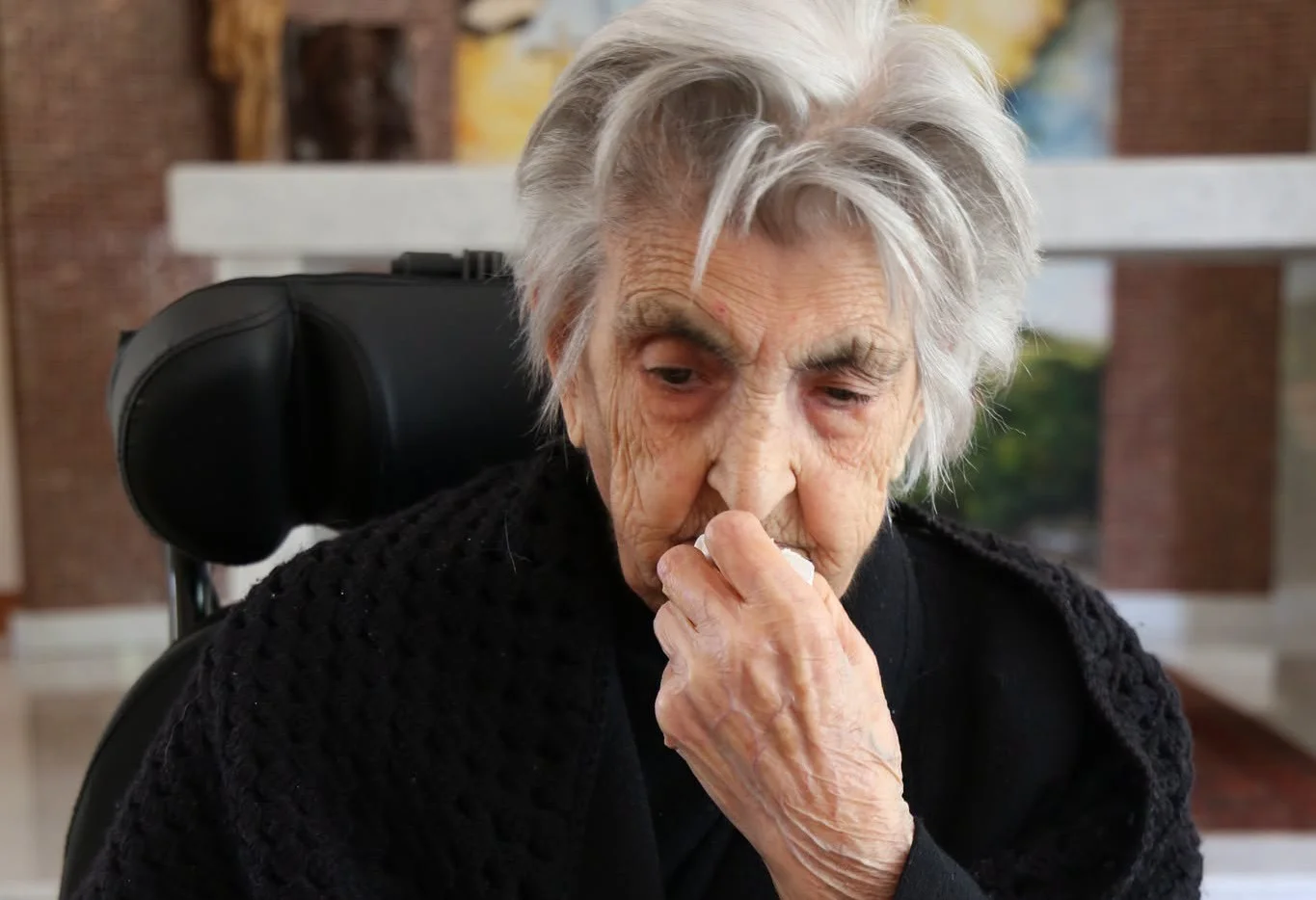 Sardegna in festa per tzia Maria Teresa Melis: 104 anni tra memoria e tradizione
