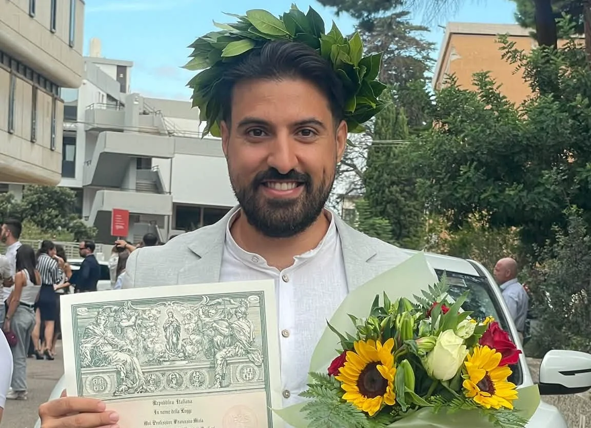 Dalla Siria martoriata alla laurea all’Università di Cagliari: la storia di Maher, da rifugiato a ingegnere