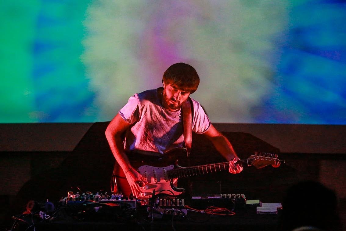 Perry Frank porta il suo universo ambient in Giappone: l’artista sardo in tour tra Tokyo, Kyoto e Osaka