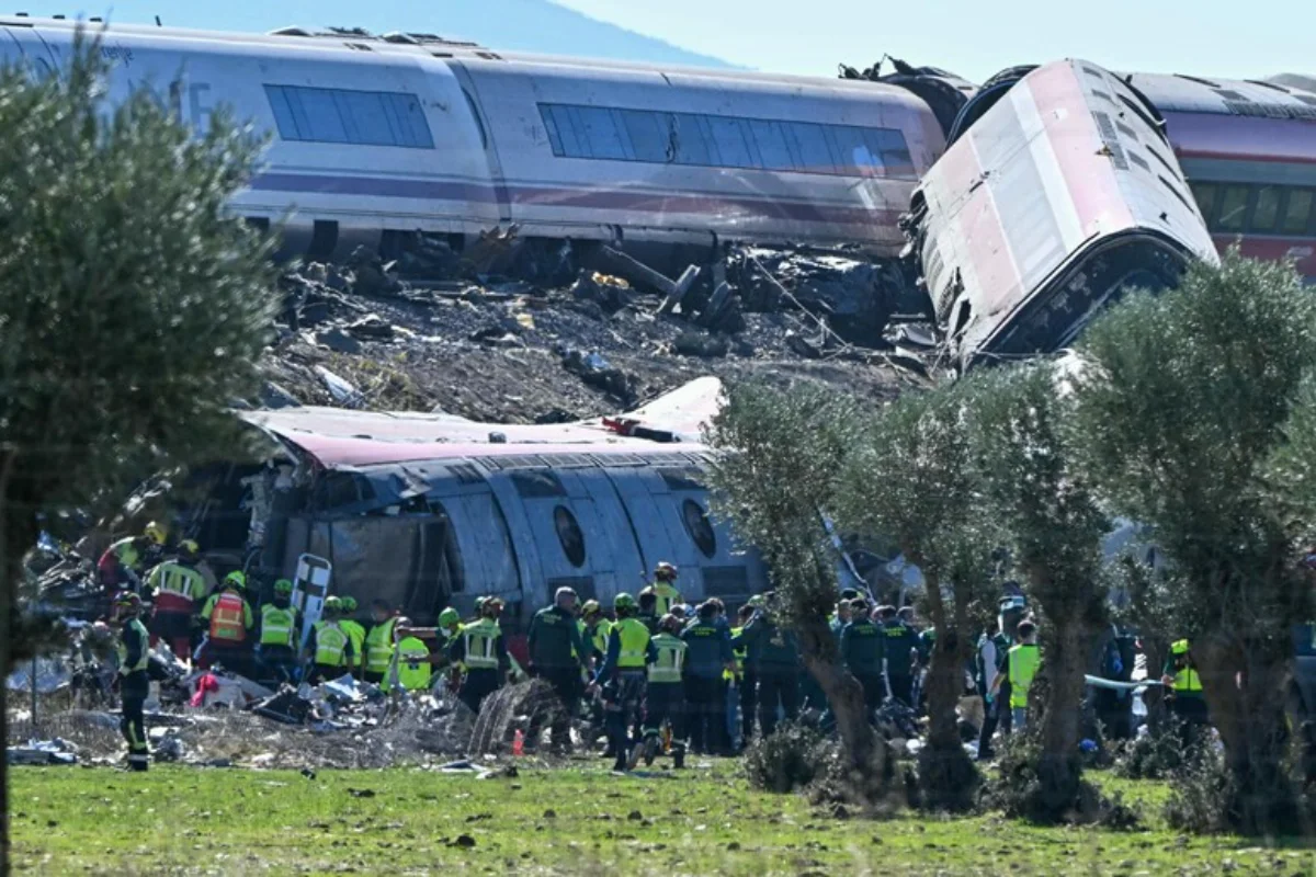 Tragedia ferroviaria in Spagna, ferito anche un sardo: è in buone condizioni
