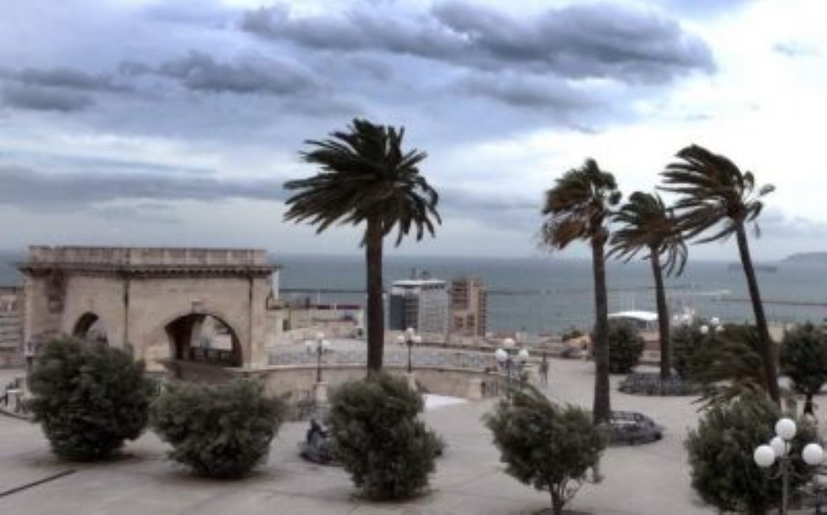 Il maestro del Mediterraneo e il destino di un’Isola: il legame profondo tra la Sardegna e il Maestrale